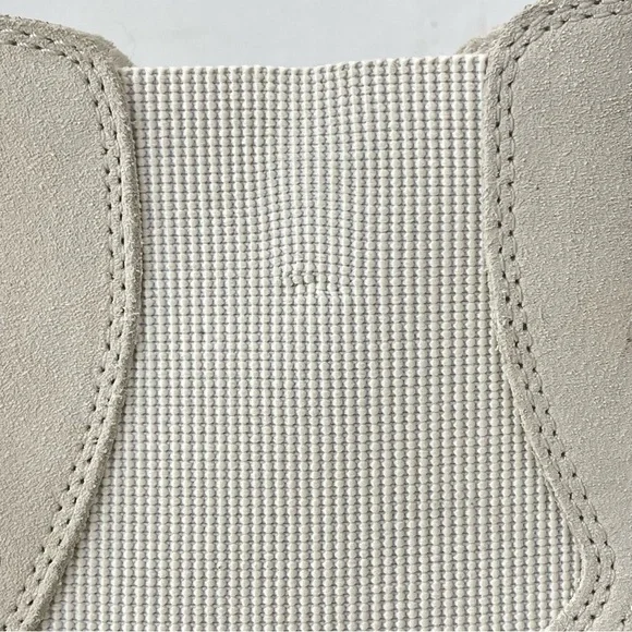 NWT Sorel Hi-line Chelsea Boot in Chalk/Ceramic Size 10.5 - Picture 10 of 14